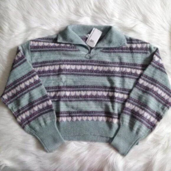 NWT Nordstrom BP Cropped Sweater Size Small Green White Heart Printed Mock Neck - Picture 3 of 5
